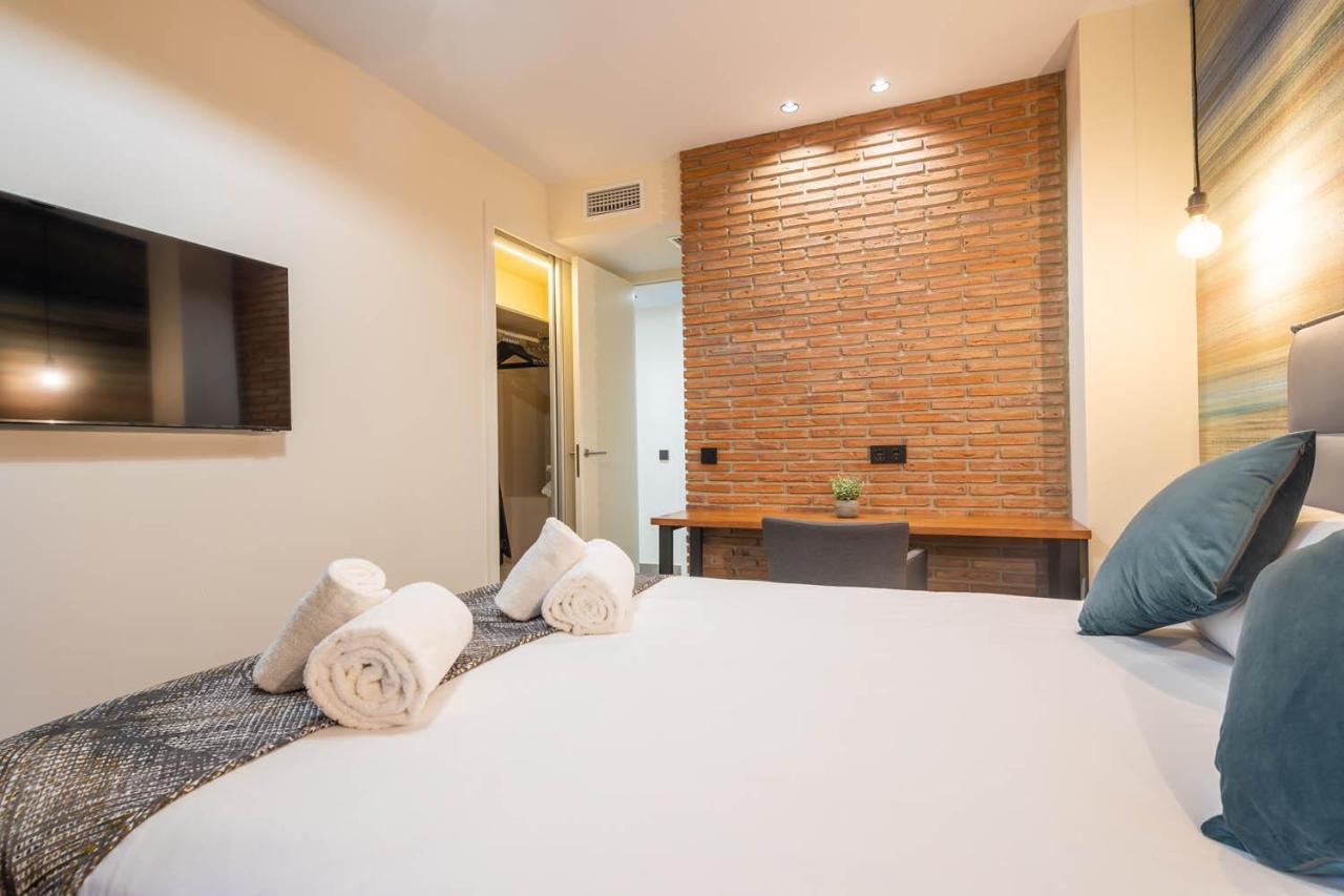 Home Art Apartments Soho Малага Екстер'єр фото