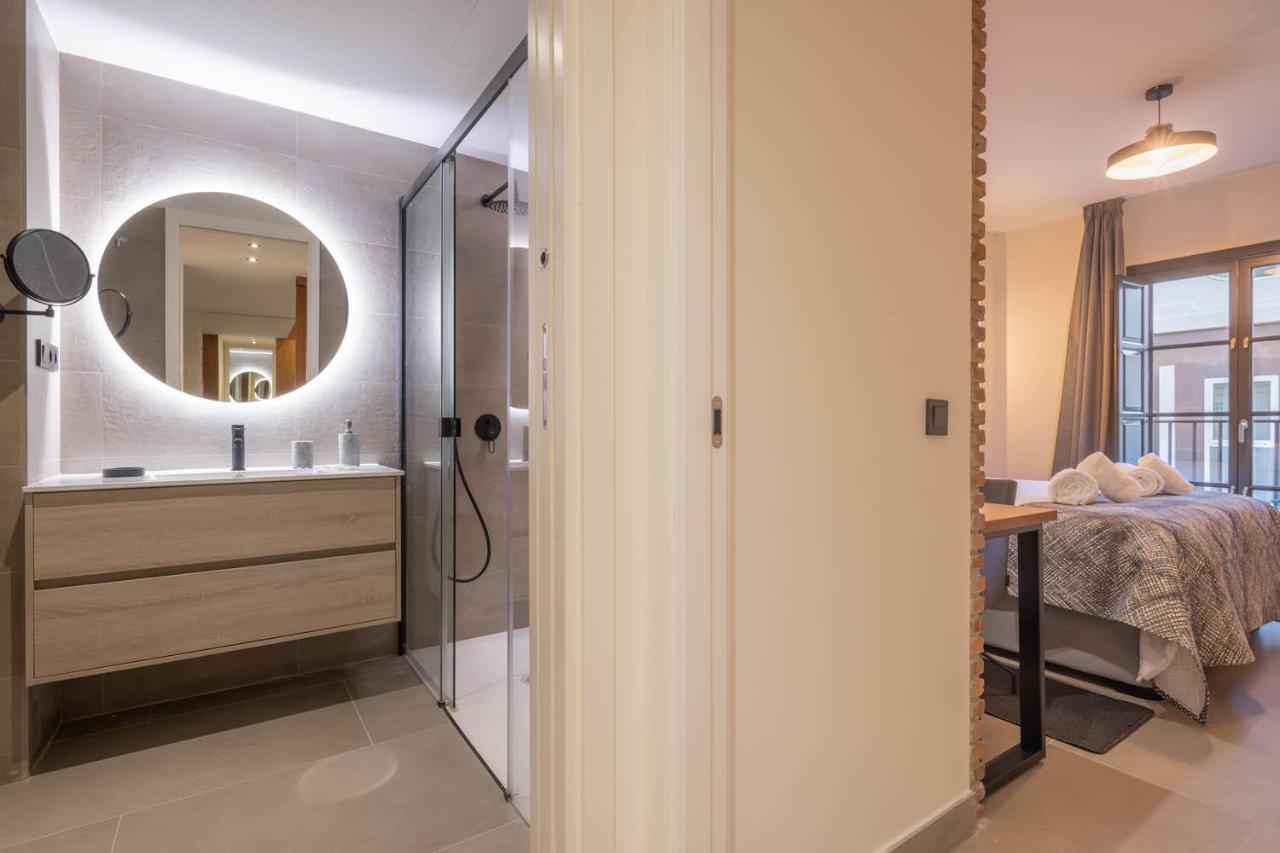 Home Art Apartments Soho Малага Екстер'єр фото
