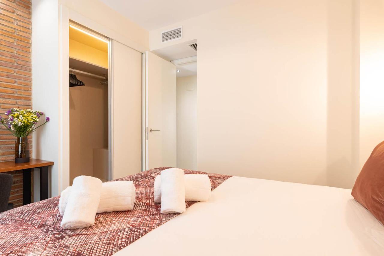 Home Art Apartments Soho Малага Екстер'єр фото