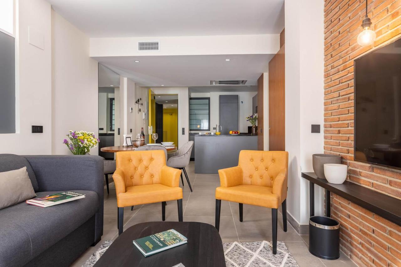 Home Art Apartments Soho Малага Екстер'єр фото